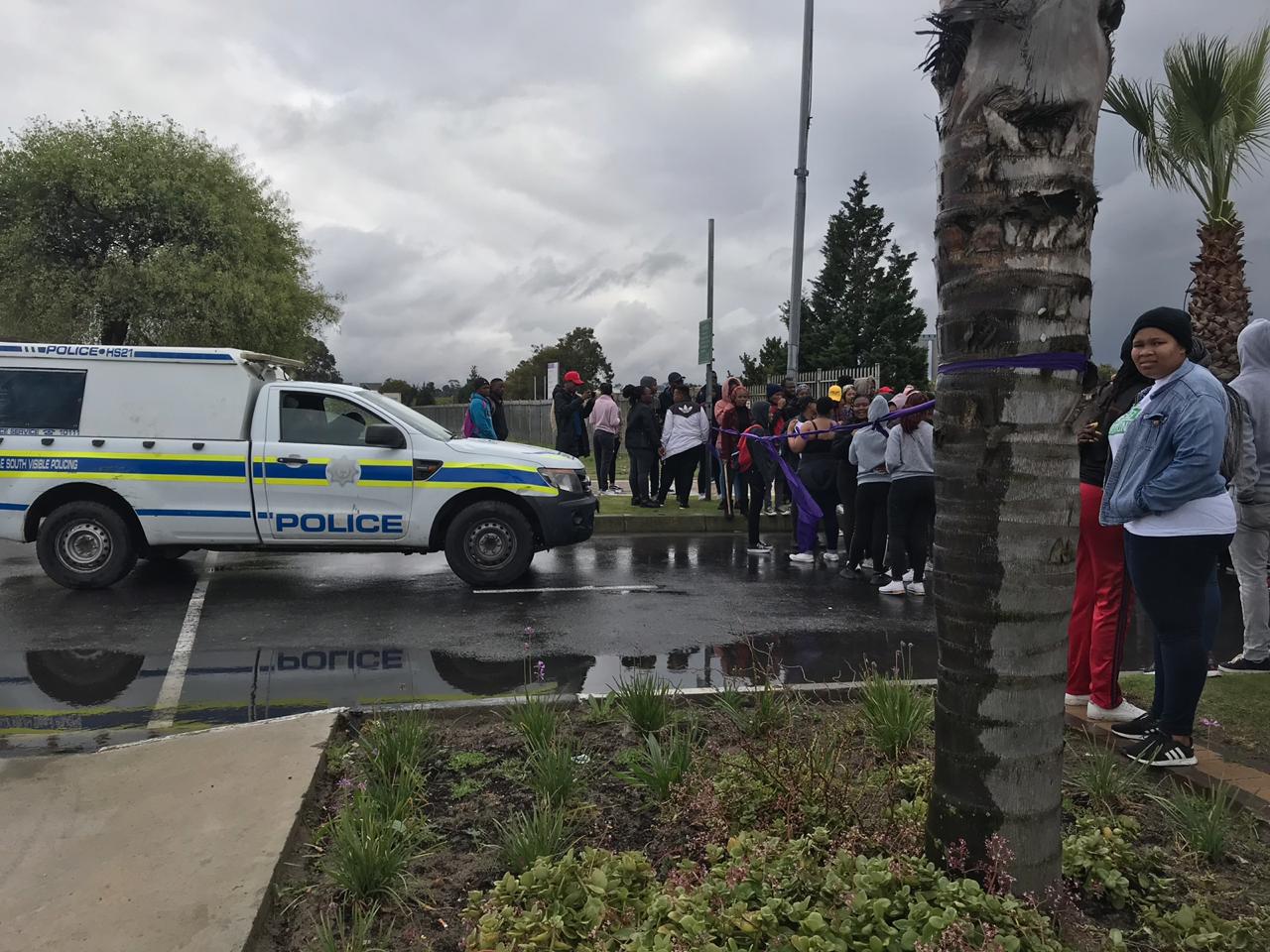 cput-students-vow-to-continue-shut-down-groundup